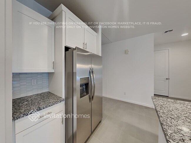 Foto del edificio - 17705 W Pinnacle Vista Dr