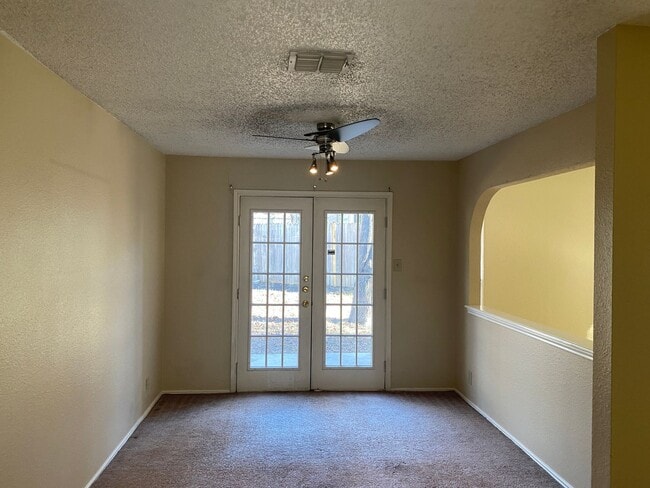 Foto del edificio - 3 Bedroom/2 Bath Applecreek Subdivision