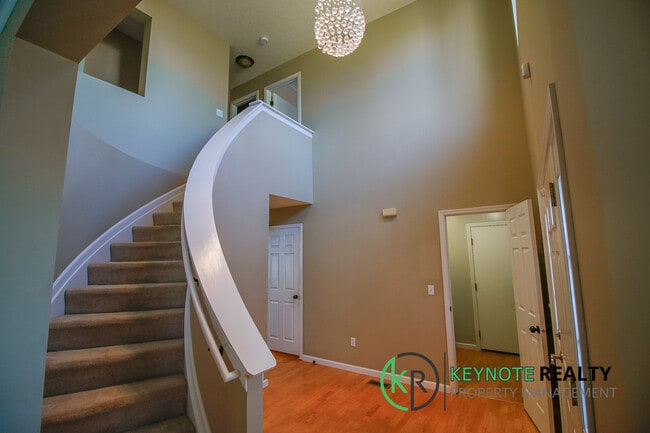 Photo - 7691 Harwood Ct House