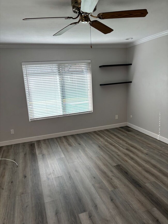 Building Photo - Delightful 2 bedroom 1 bath single-level g...