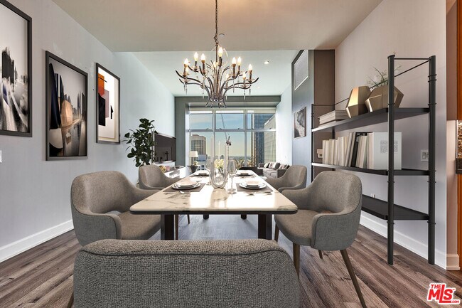 Foto del edificio - 3223 W 6th St