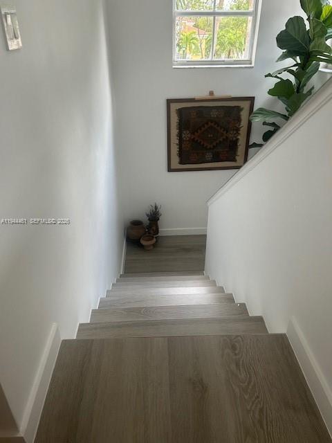 Foto del edificio - 3105 NE 184th St