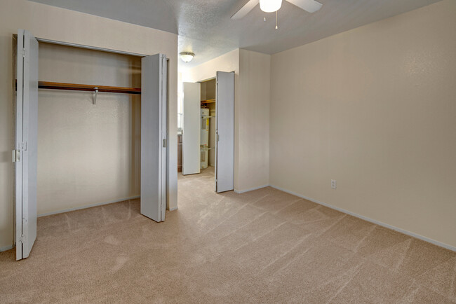 Building Photo - The Club at Eagle Point