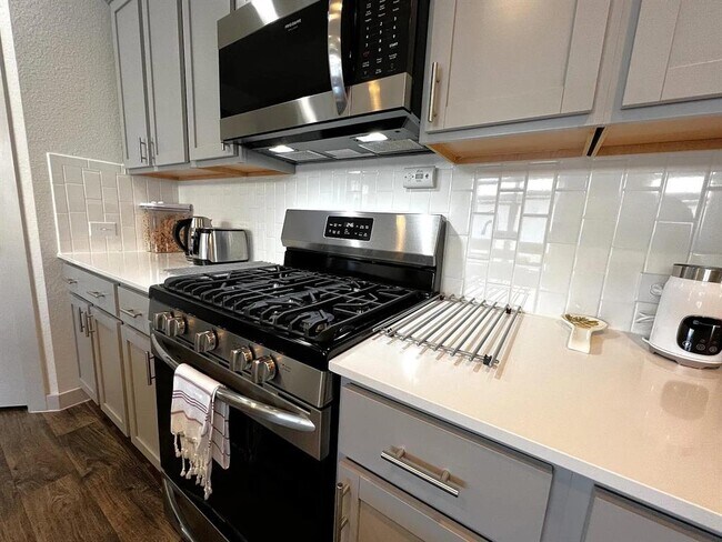 Building Photo - 4613 Quarrybank Dr.