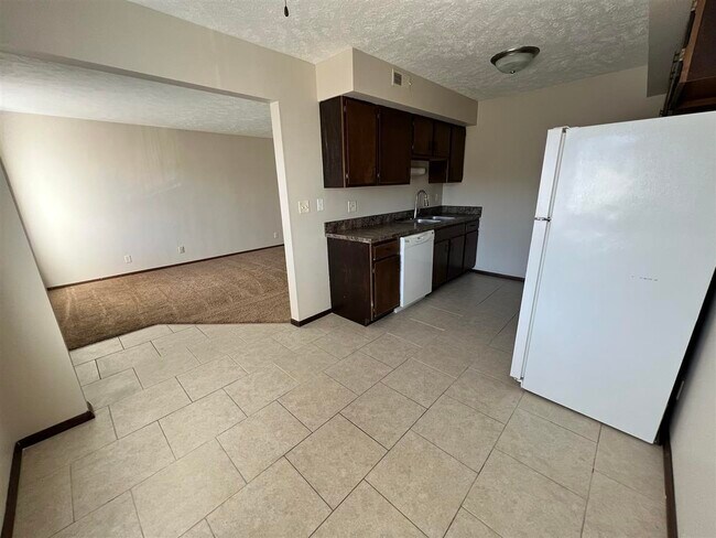 Building Photo - 1820 Knox St