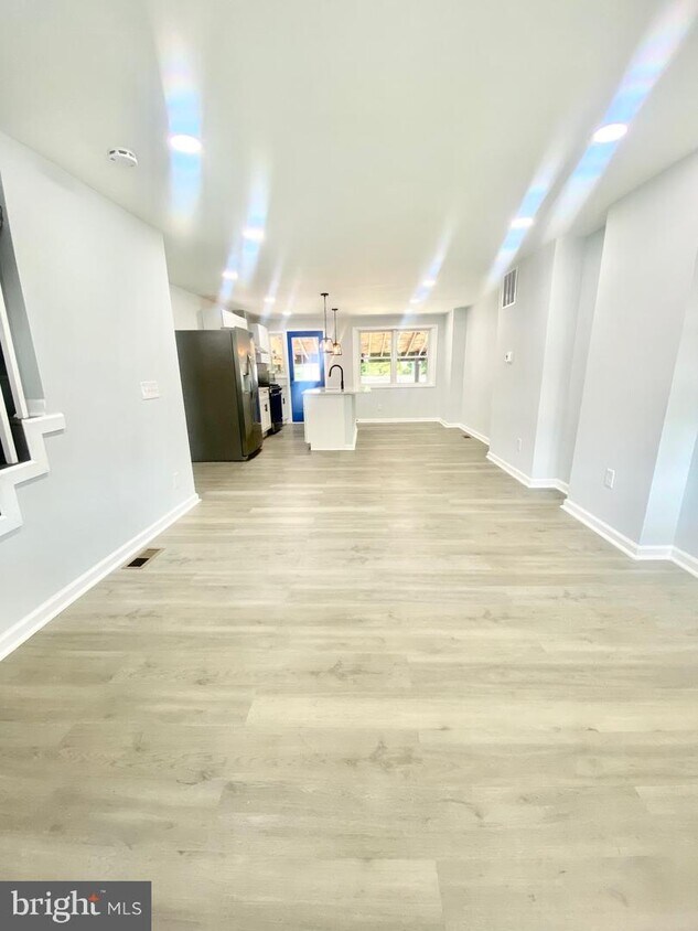 Foto principal - 4014 St Monica Dr