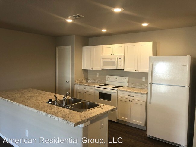 Building Photo - 3 br, 2 bath House - 236 N Marietta Way