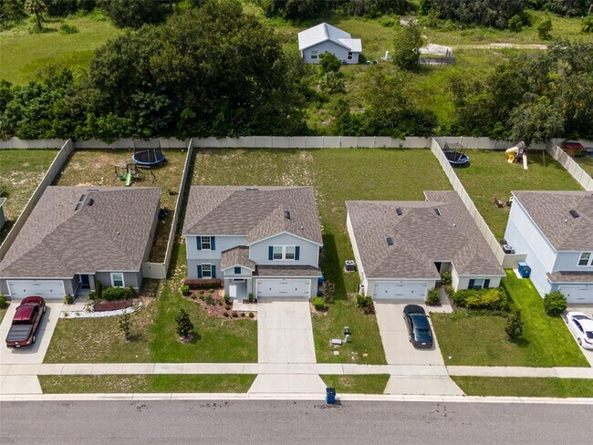 Building Photo - 308 Fiddlewood Ct