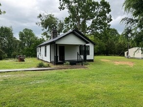 Building Photo - 7427 Carthage Hwy