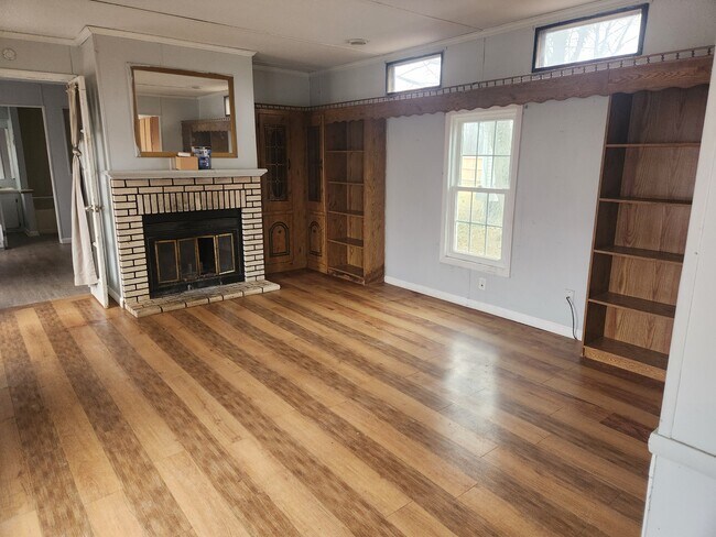 Foto del edificio - 173 Rudolph Ct