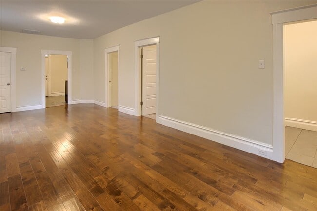 Foto del edificio - 159 W Paxton Ave