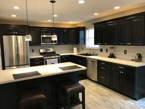 Building Photo - Executive Places