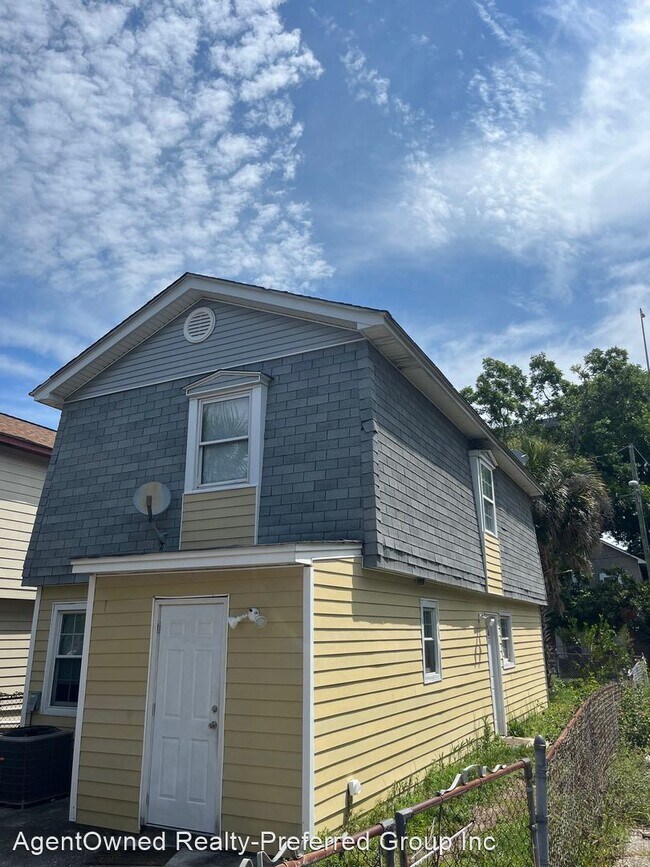 Building Photo - 4 br, 2 bath House - 26 Athens Court