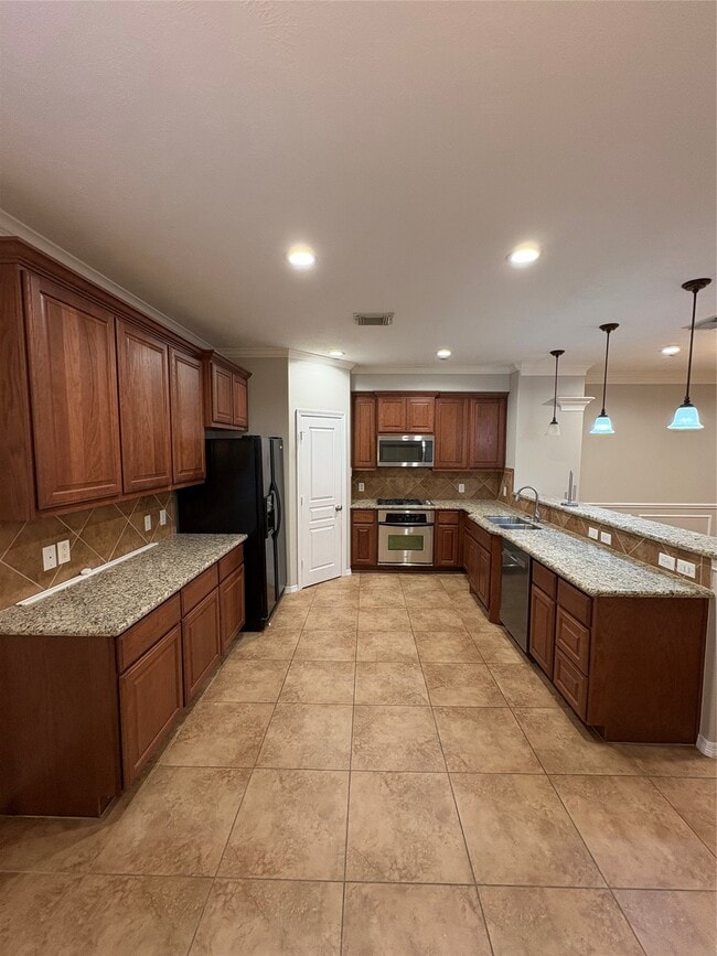 Foto del edificio - 2614 Enclave At Shady Acres Ct