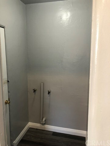 Foto del edificio - 520 S Ferris Ave