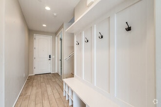 Building Photo - 9813 E Miller Peak Trl