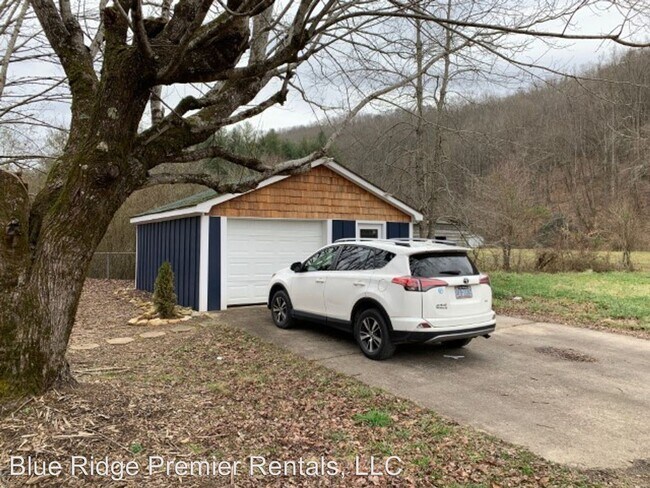 Foto del edificio - 2 br, 2 bath House - 94 Spalding Drive