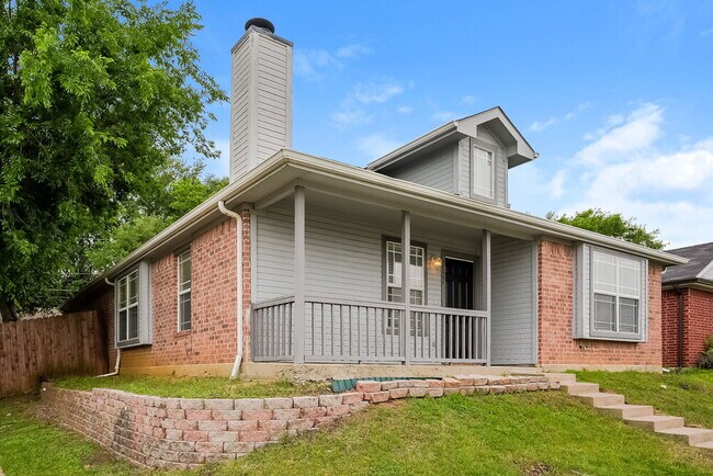 Building Photo - 2522 Esquire Dr