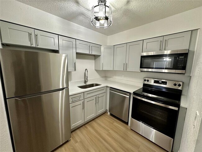 Foto del edificio - 642 Haven Pl