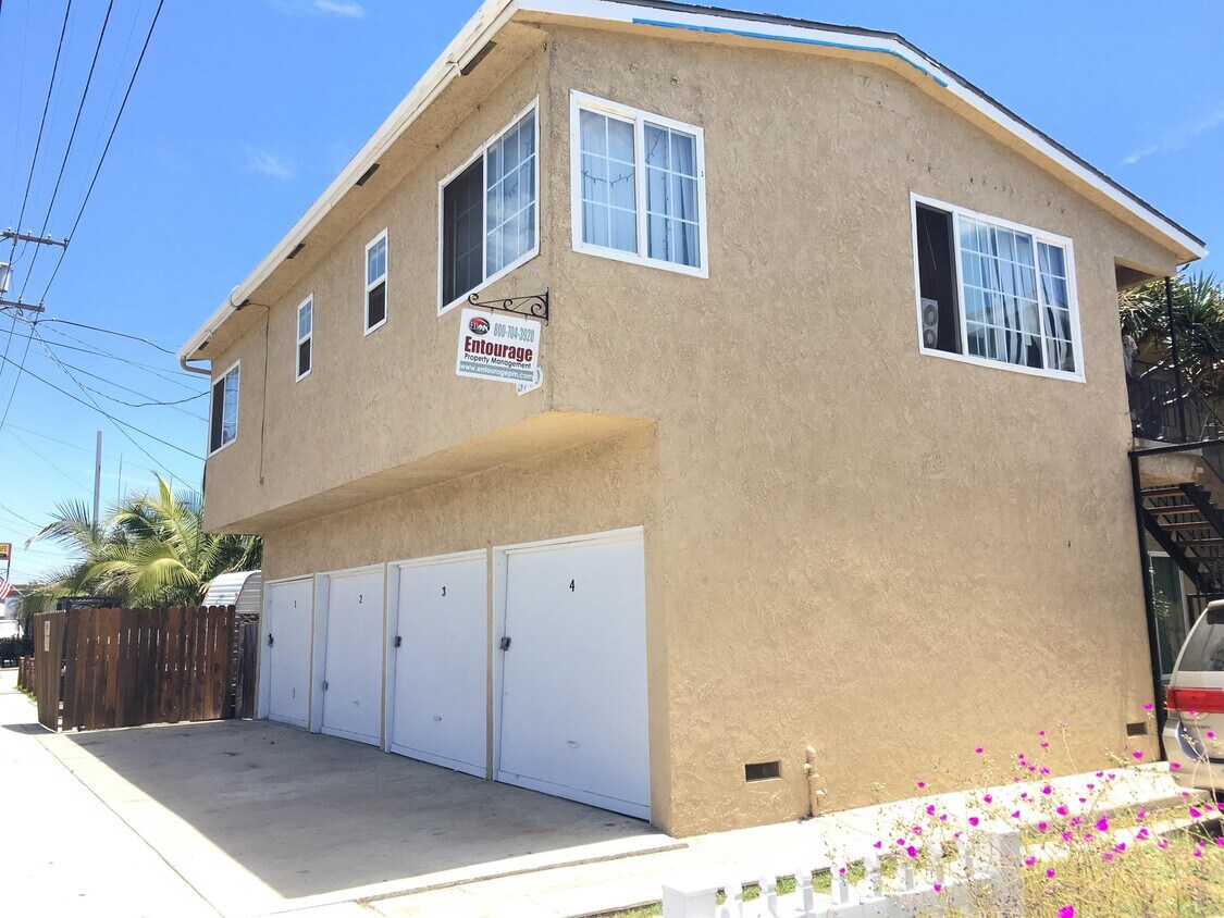 Foto principal - 3700 E 4th St