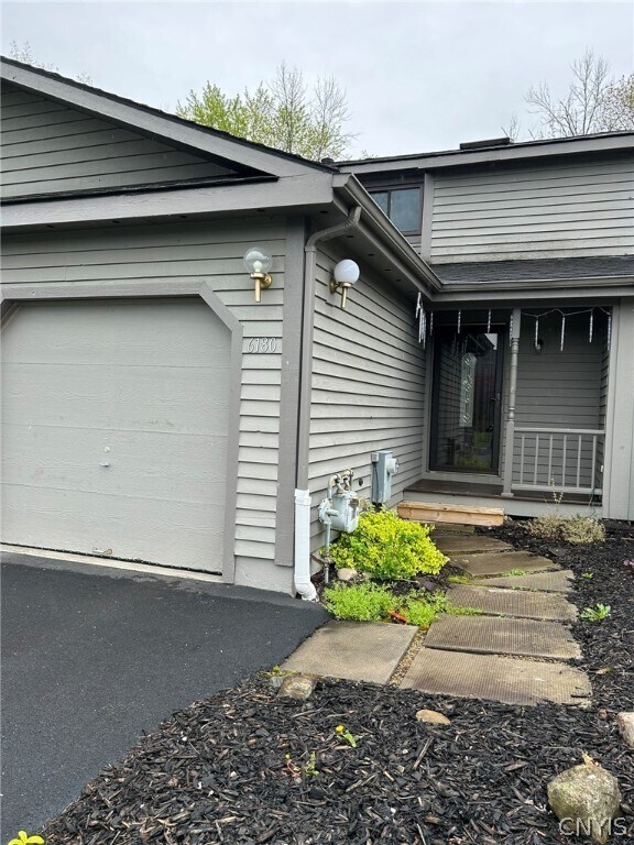 Building Photo - 6180 Heddy Ln