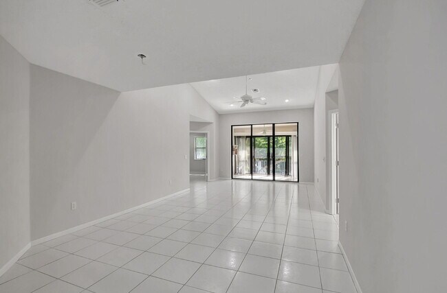 Building Photo - 5133 Brisata Cir