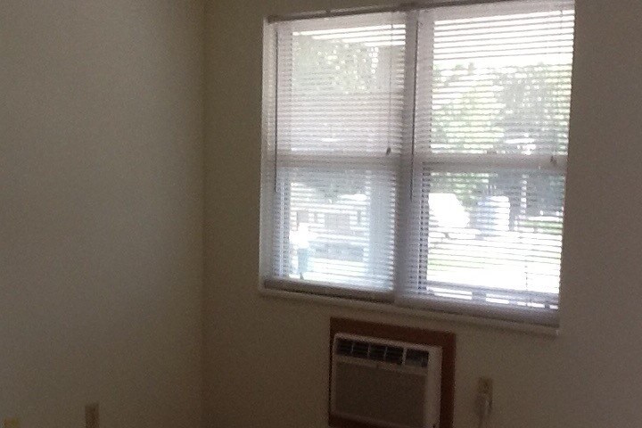 Air conditioning - 1305 W Sandusky St