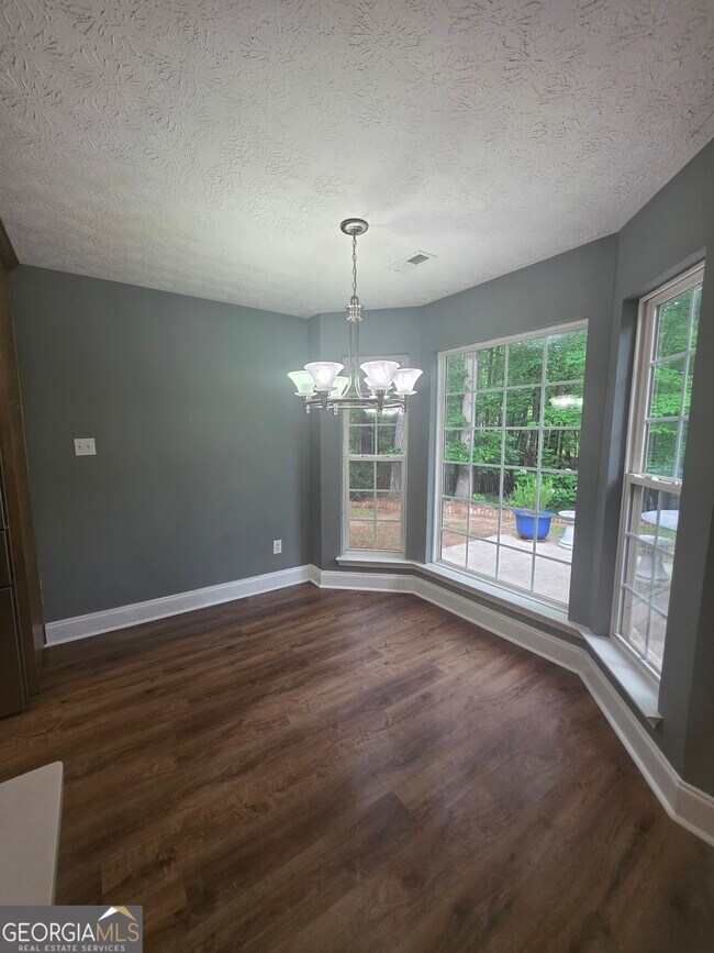 Building Photo - 135 Kingsbrooke Cir