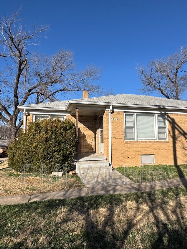 Foto del edificio - 6124 E Harry St