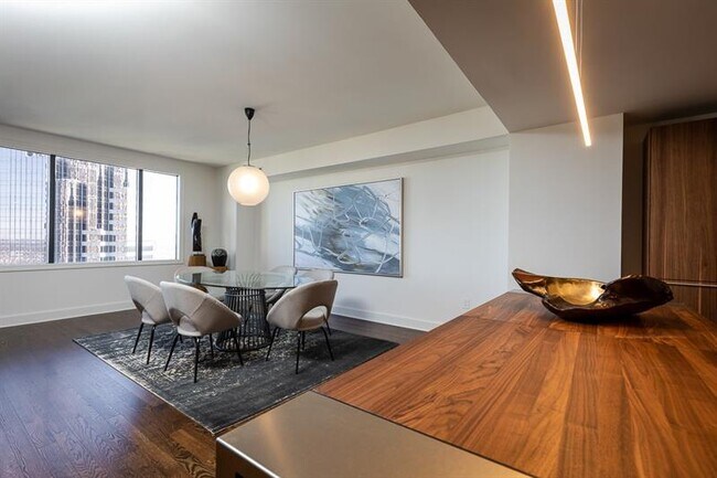 Building Photo - 75 14th St NE