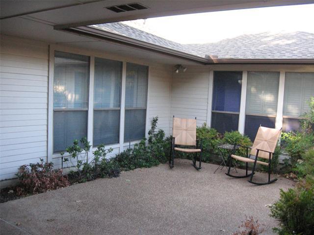 Foto del edificio - 5200 Ledgestone Dr
