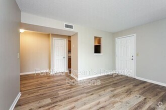 Building Photo - 509 Mystic Dr