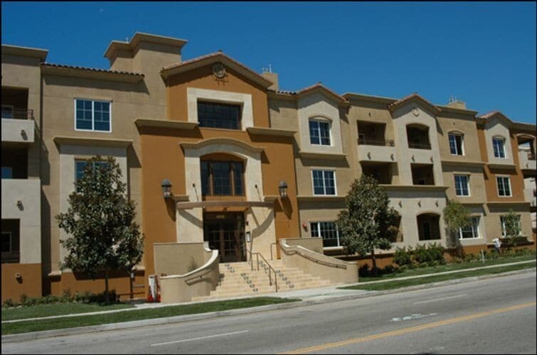 Primary Photo - 4205 Cahuenga Blvd