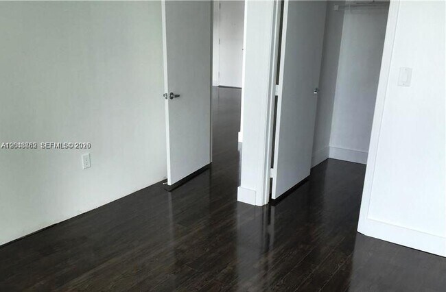 Foto del edificio - 9066 SW 73rd Ct