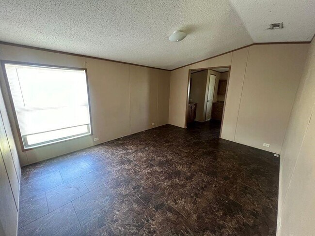 Building Photo - 3959 County Rd 227