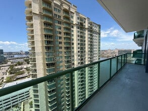 Building Photo - 1431 Riverplace Blvd