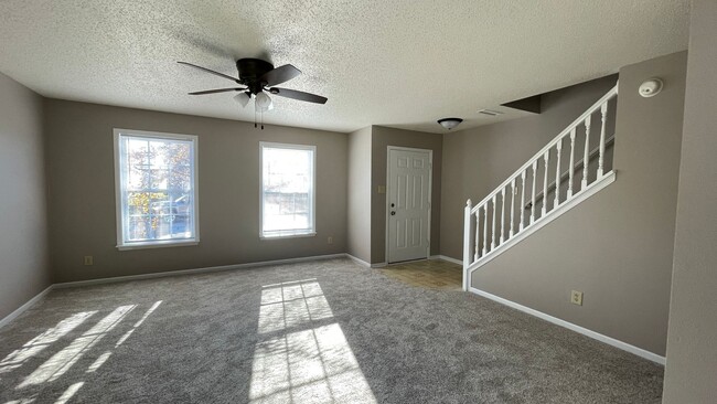 Foto del edificio - HOUSE...3 Bedroom 2.5 Bath