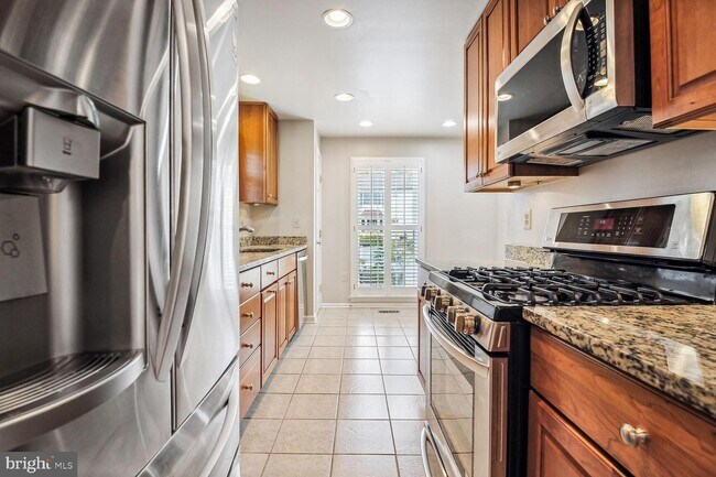 Building Photo - 14508 Four Chimney Dr
