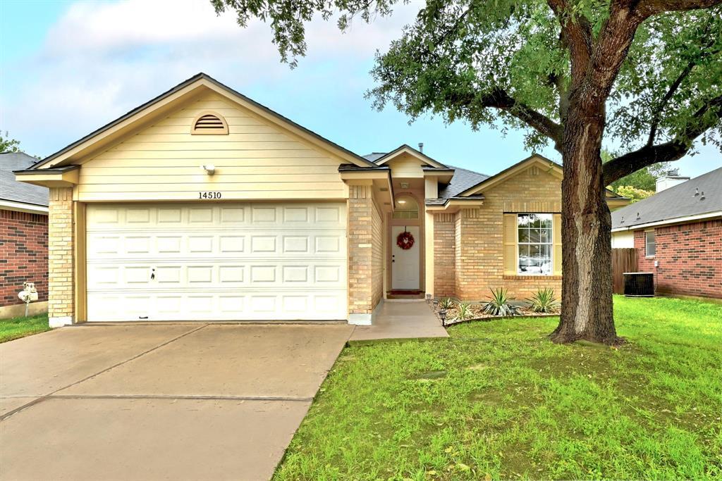Foto principal - 14510 Oliphant St