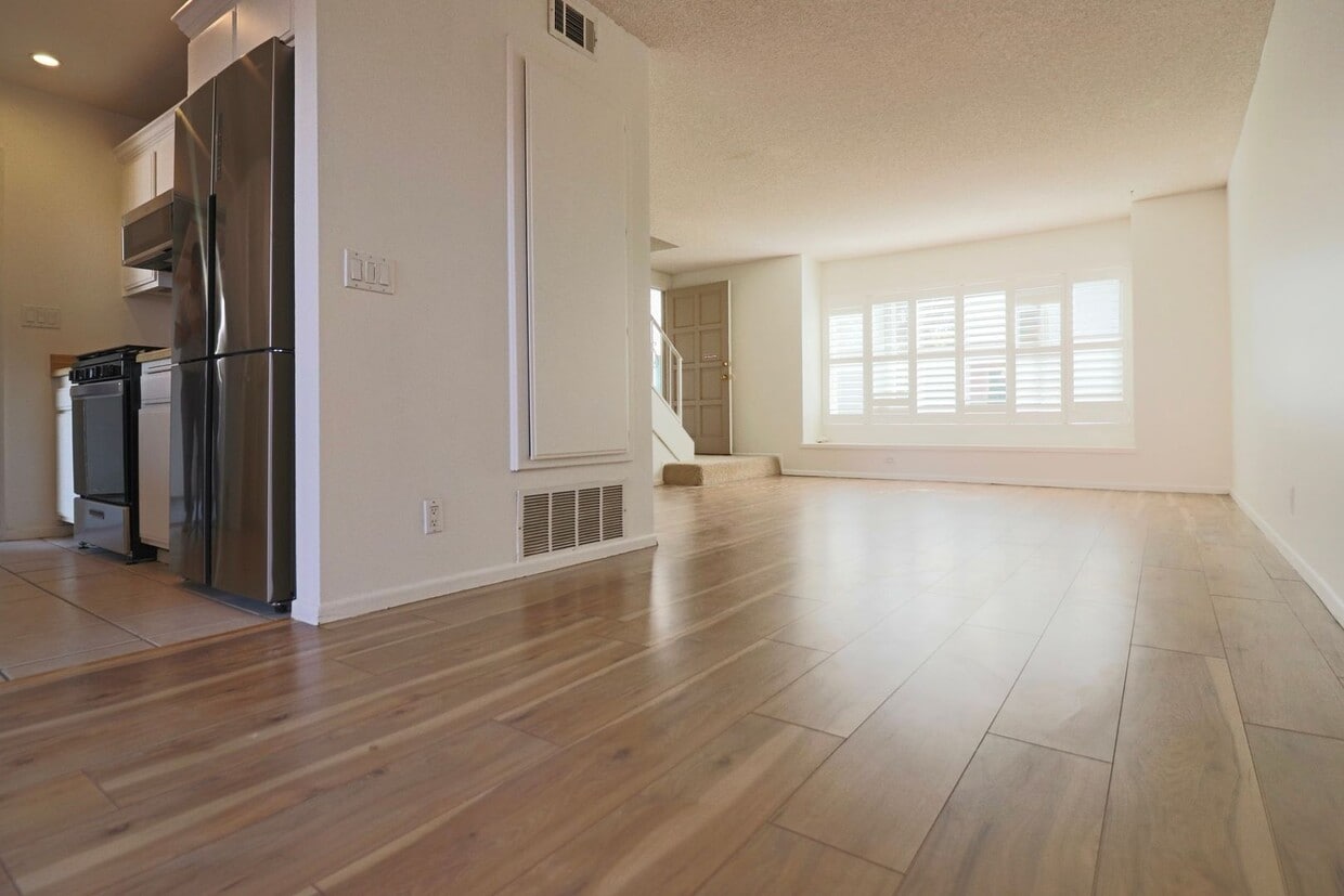 Primary Photo - Exciting Rental Opportunity in Ventura!