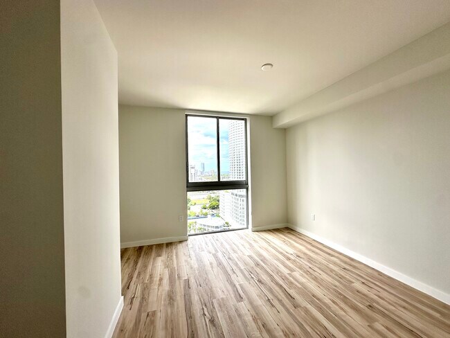 Foto del edificio - 142 SW 5th Ave