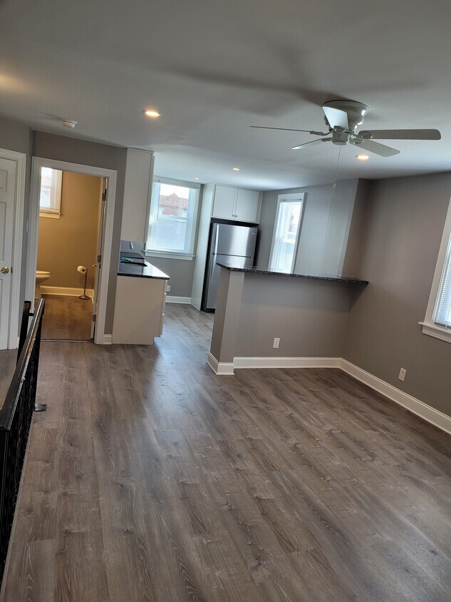 Foto principal - 3031 Janney St
