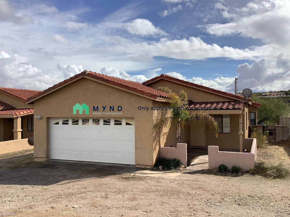 Foto principal - 3 br, 2 bath House - 1917 W Ajo Way