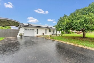 Building Photo - 32020 SW 199th Ave