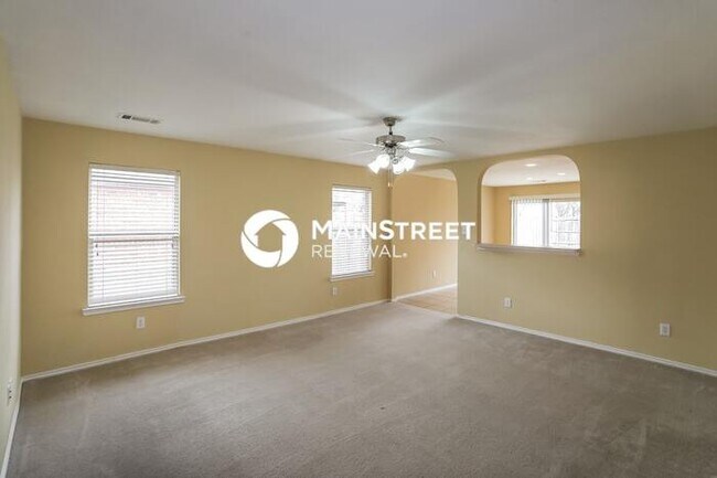 Building Photo - 4 Bedroom Pet-Friendly Home in Sanger, TX with Main Street Renewal