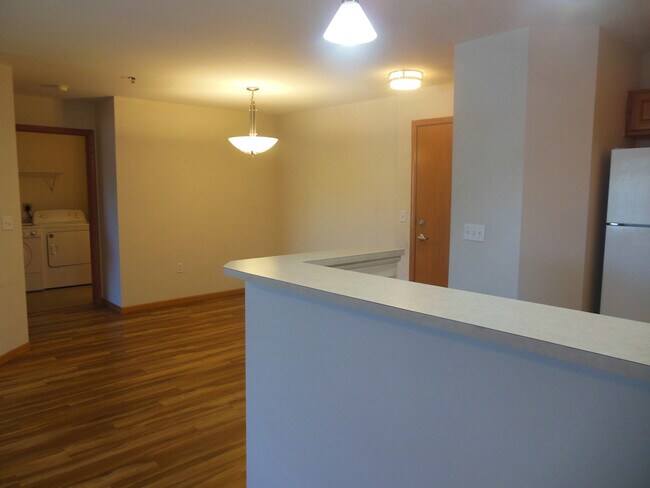 Foto del edificio - Washington Court Apartments