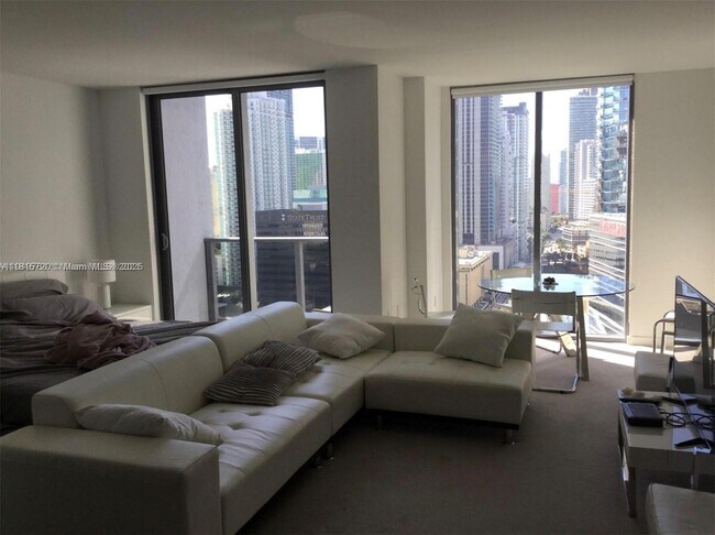 Foto del edificio - 31 SE 6th St