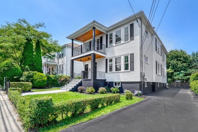 Foto del edificio - 275 Roslindale Ave