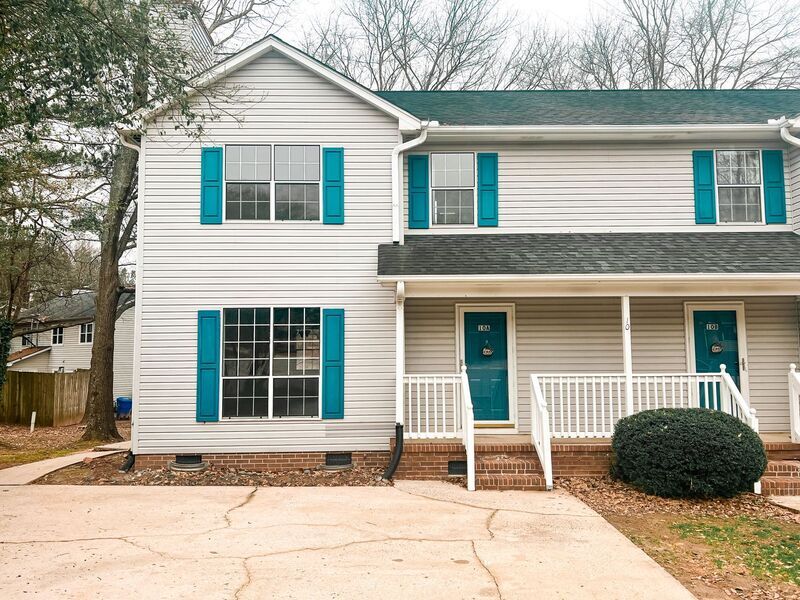 Primary Photo - 10 A Setter Ln