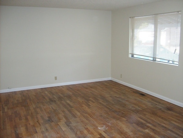 Photo - Great home in desirable Springfield!